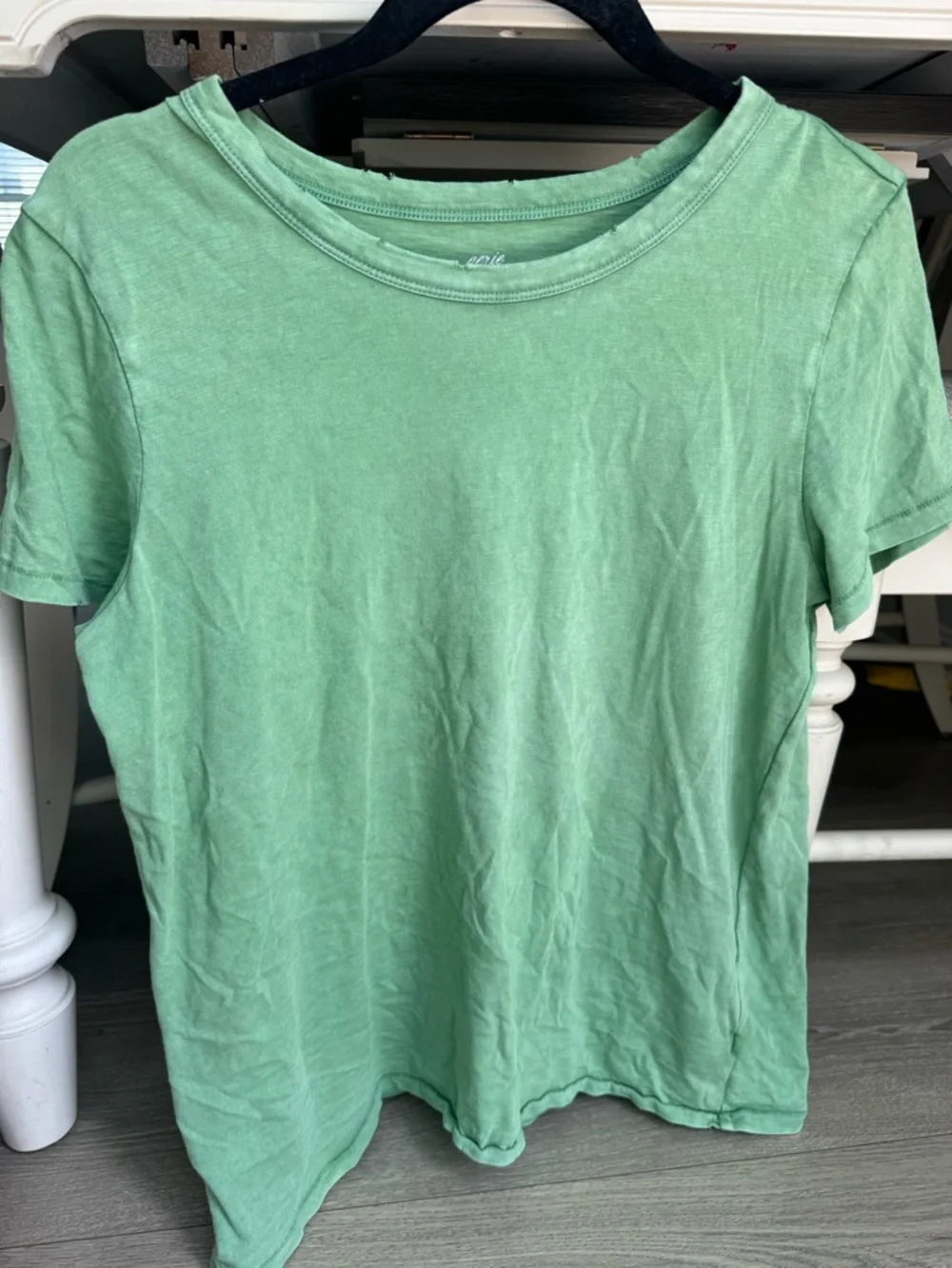 Aerie Distressed Casual Scoop Neck Women's Top - Picture 1 of 4